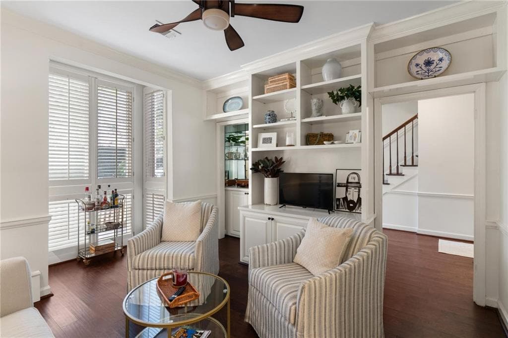 3 bedroom, 3 bathroom, 2,398 sq ft condominium for sale at 63 Willow Glen, Atlanta, GA 30342 — photo 7