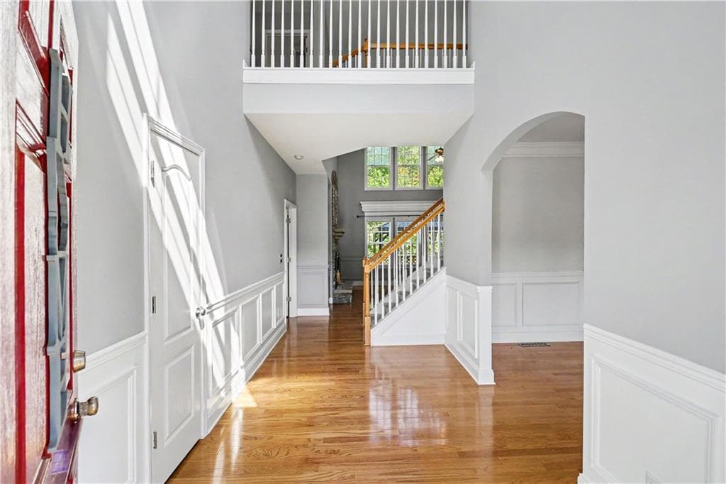 7 bedroom, 5 bathroom, 4,485 sq ft single family residence for sale at 52 White Oak Trail, Dahlonega, GA 30533 — photo 5