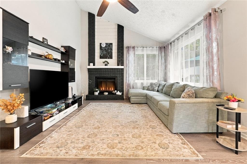 3 bedroom, 2 bathroom, 2,041 sq ft single family residence for sale at 2644 Royal Oak Court, Acworth, GA 30102 — photo 7