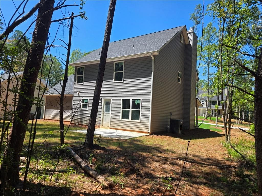 4 bedroom, 3 bathroom, 1,862 sq ft single family residence for sale at 2970 Cannon Bridge Road, Demorest, GA 30535 — photo 4