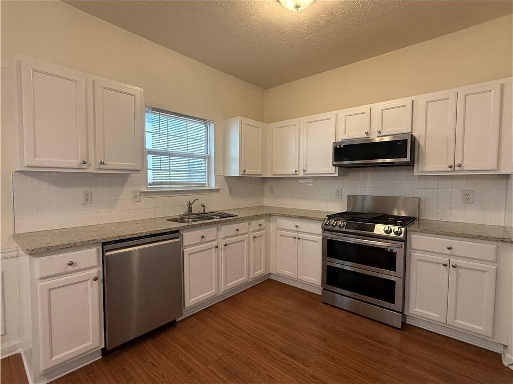 3 bedroom, 3 bathroom, 1,696 sq ft townhouse for rent at 3817 Grovemont Place, Duluth, GA 30096 for $1,995 a month — photo 4