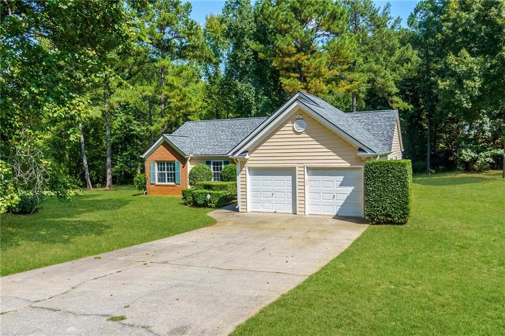 3 bedroom, 2 bathroom, 1,671 sq ft single family residence for sale at 275 Summerfield Crossing, Acworth, GA 30101 — photo 2