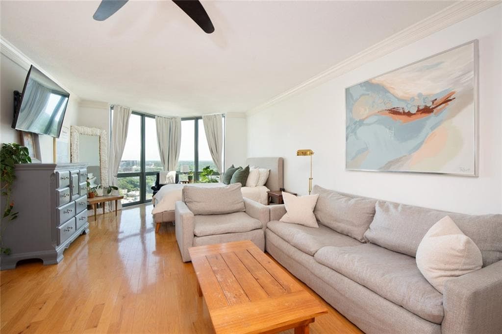 1 bedroom, 1 bathroom, 543 sq ft condominium for sale at 2870 Pharr Court South 2403, Atlanta, GA 30305 — photo 8