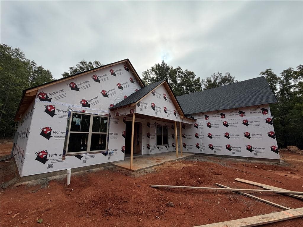 4 bedroom, 3 bathroom, 2,512 sq ft single family residence for sale at 16 Unbridled Road, Rome, GA 30161 — photo 2