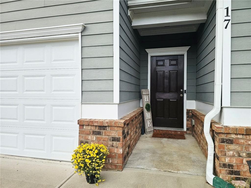 4 bedroom, 3 bathroom, 2,061 sq ft single family residence for sale at 17 Rambling Oaks Drive, Rome, GA 30165 — photo 4