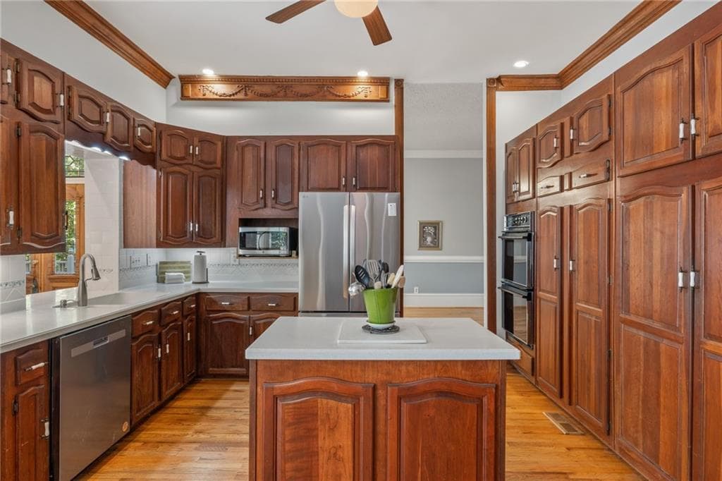 4 bedroom, 3 bathroom, 5,626 sq ft single family residence for sale at 5633 Aven Road, Marietta, GA 30068 — photo 10