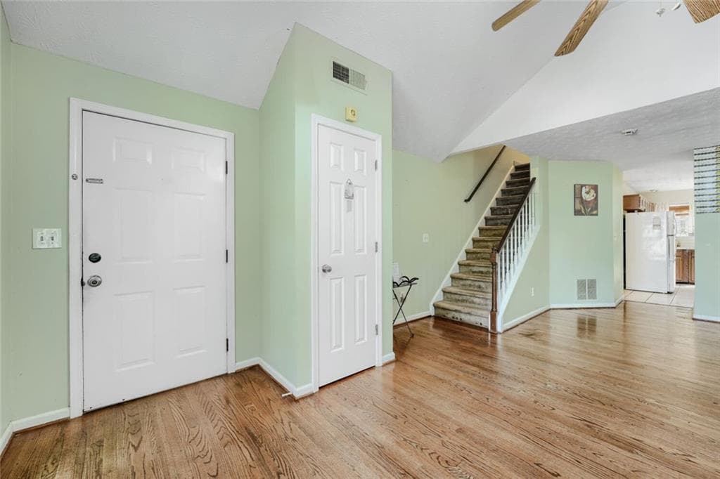 3 bedroom, 3 bathroom, 1,430 sq ft single family residence for sale at 5754 Western Hills Drive, Norcross, GA 30071 — photo 6