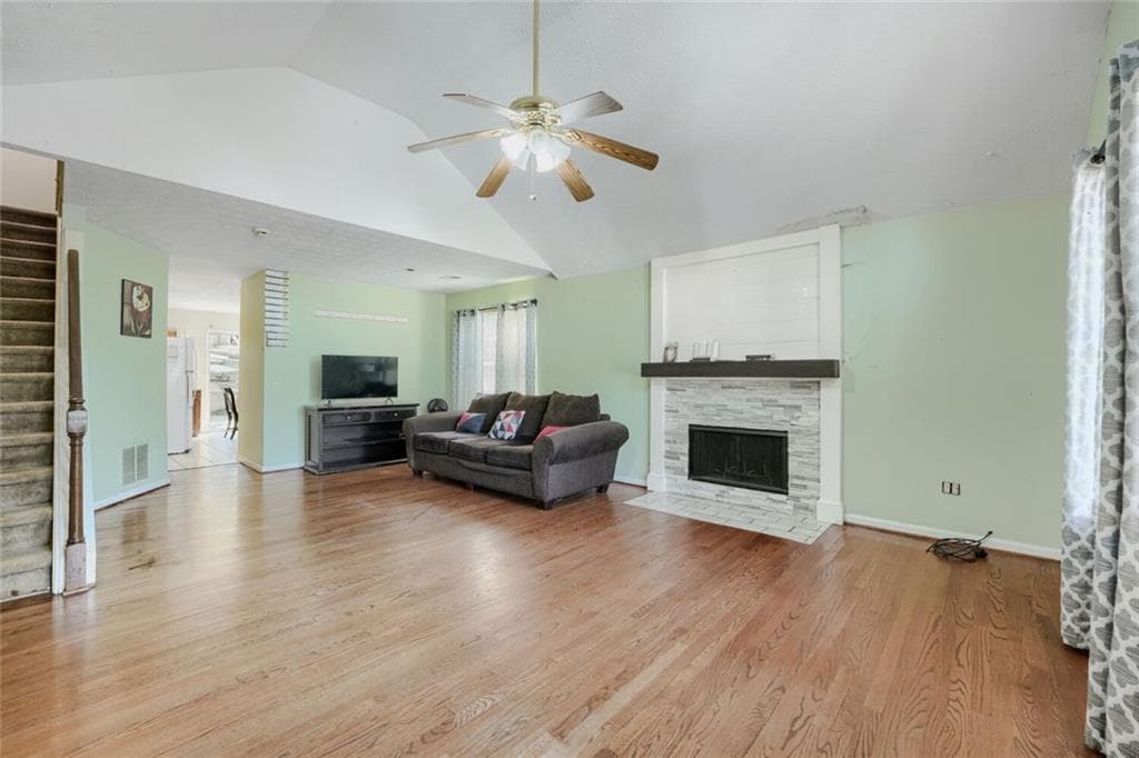 3 bedroom, 3 bathroom, 1,430 sq ft single family residence for sale at 5754 Western Hills Drive, Norcross, GA 30071 — photo 8