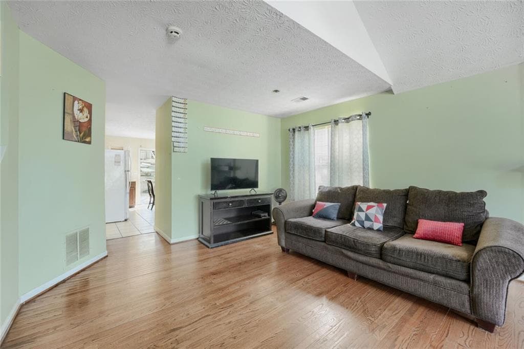 3 bedroom, 3 bathroom, 1,430 sq ft single family residence for sale at 5754 Western Hills Drive, Norcross, GA 30071 — photo 9