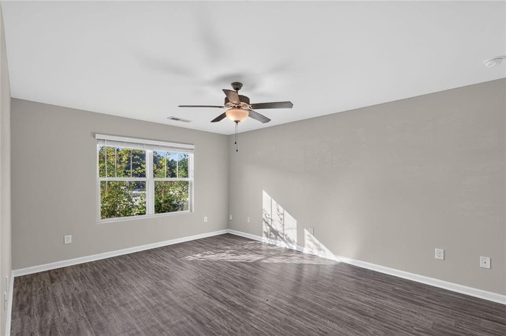 4 bedroom, 3 bathroom, 2,133 sq ft single family residence for sale at 224 Stone Creek Court, Temple, GA 30179 — photo 5