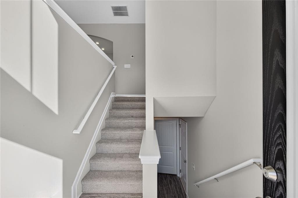 4 bedroom, 3 bathroom, 2,133 sq ft single family residence for sale at 224 Stone Creek Court, Temple, GA 30179 — photo 6