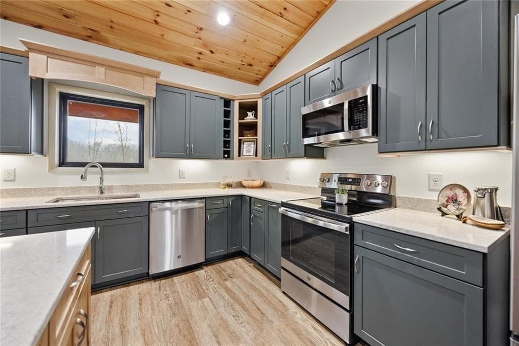 3 bedroom, 3 bathroom, 3,868 sq ft single family residence for sale at 1581 Taylor Town Road, Ranger, GA 30734 — photo 8