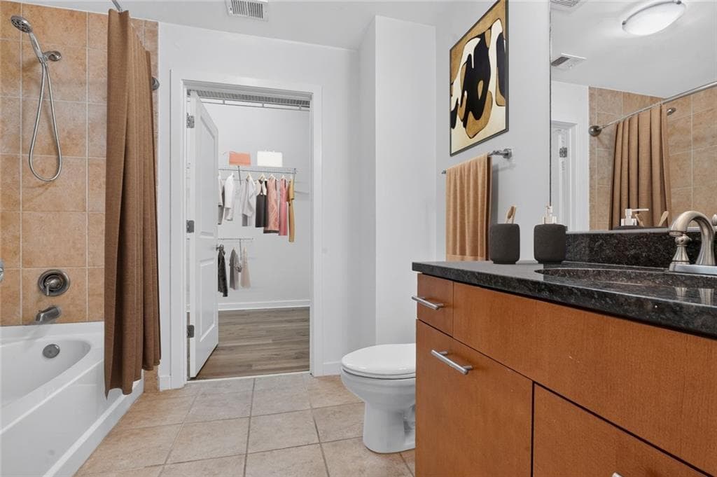 2 bedroom, 3 bathroom, 1,344 sq ft condominium for sale at 3300 Windy Ridge Parkway 913, Atlanta, GA 30339 — photo 7