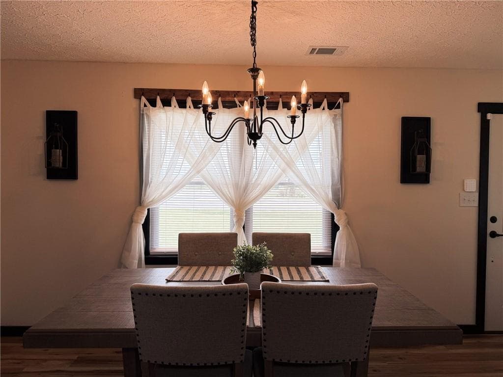 3 bedroom, 2 bathroom, 1,264 sq ft single family residence for sale at 320 Langston Road, Perry, GA 31069 — photo 4