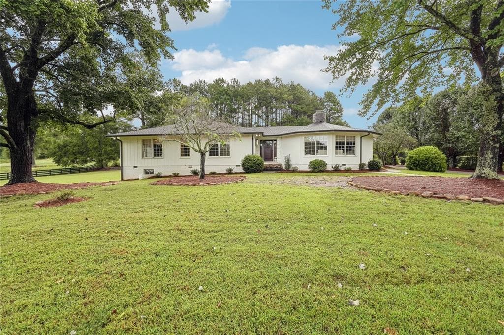 3 bedroom, 3 bathroom, 2,187 sq ft single family residence for sale at 1470 A J Land Road, Canton, GA 30115 — photo 3