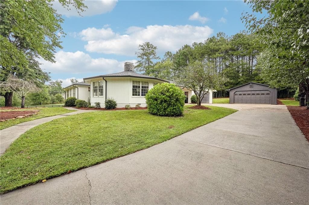 3 bedroom, 3 bathroom, 2,187 sq ft single family residence for sale at 1470 A J Land Road, Canton, GA 30115 — photo 5