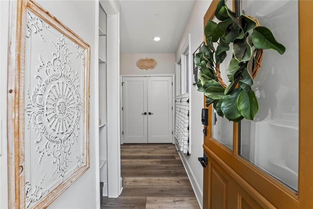 3 bedroom, 3 bathroom, 1,598 sq ft single family residence for sale at 1904 Galt Commons, Kennesaw, GA 30144 — photo 9
