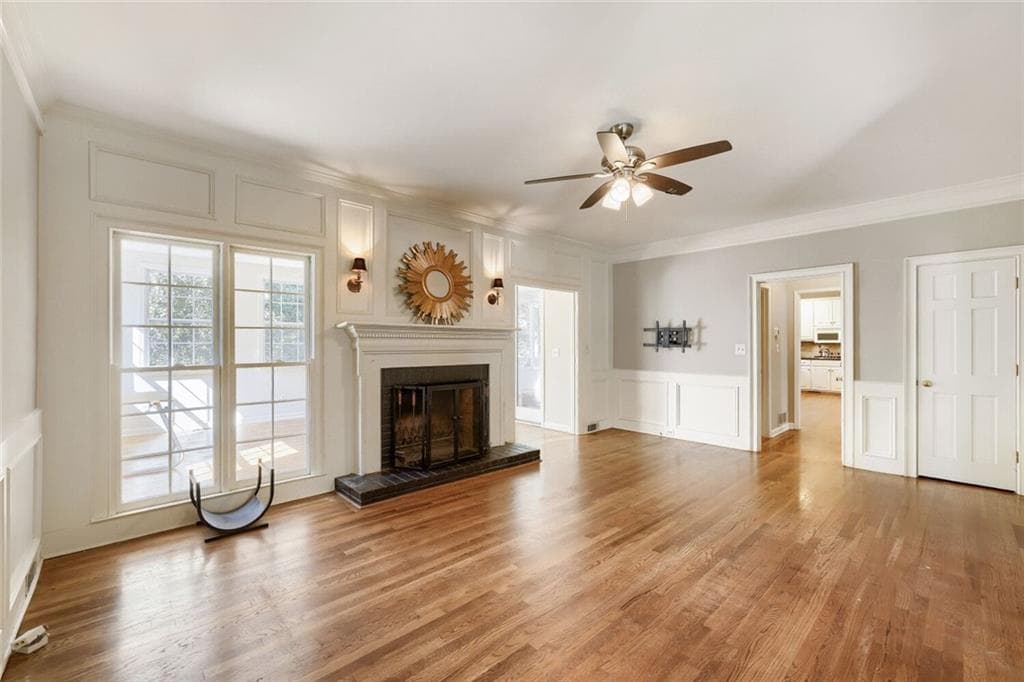 5 bedroom, 4 bathroom, 3,300 sq ft single family residence for sale at 330 S Satinwood Place, Roswell, GA 30076 — photo 10