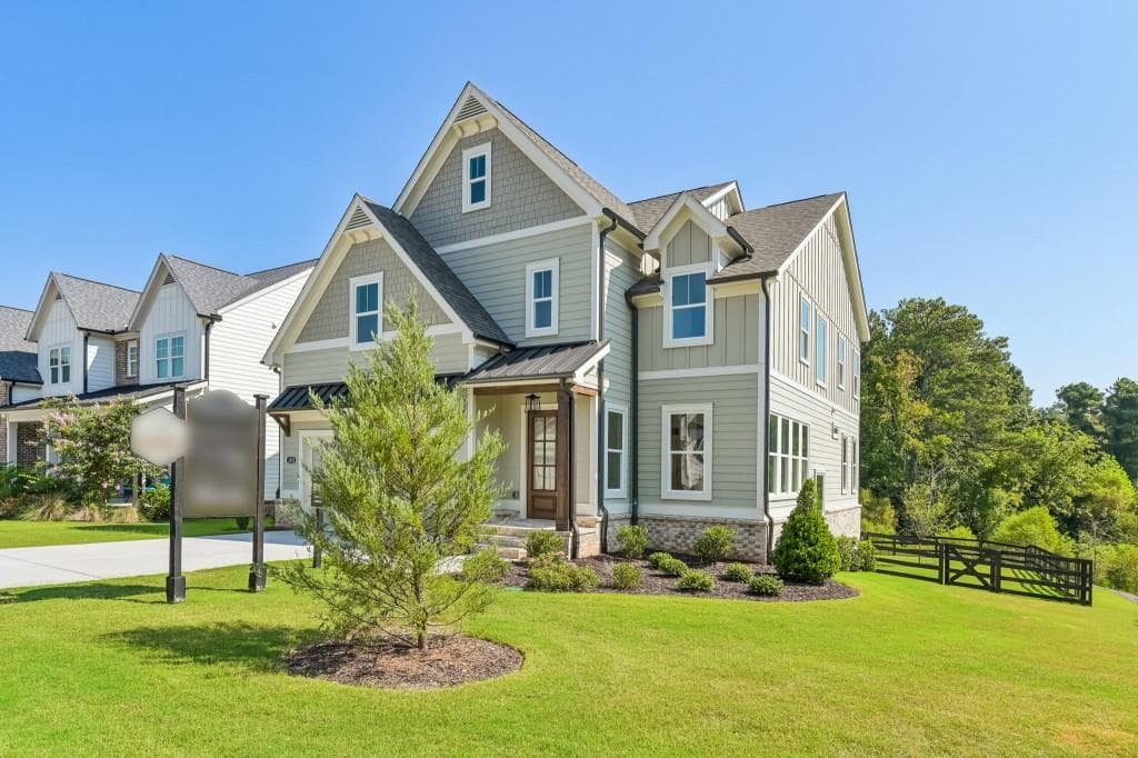 5 bedroom, 4 bathroom, 3,199 sq ft single family residence for sale at 3310 Hillshire Drive, Cumming, GA 30028 — photo 3
