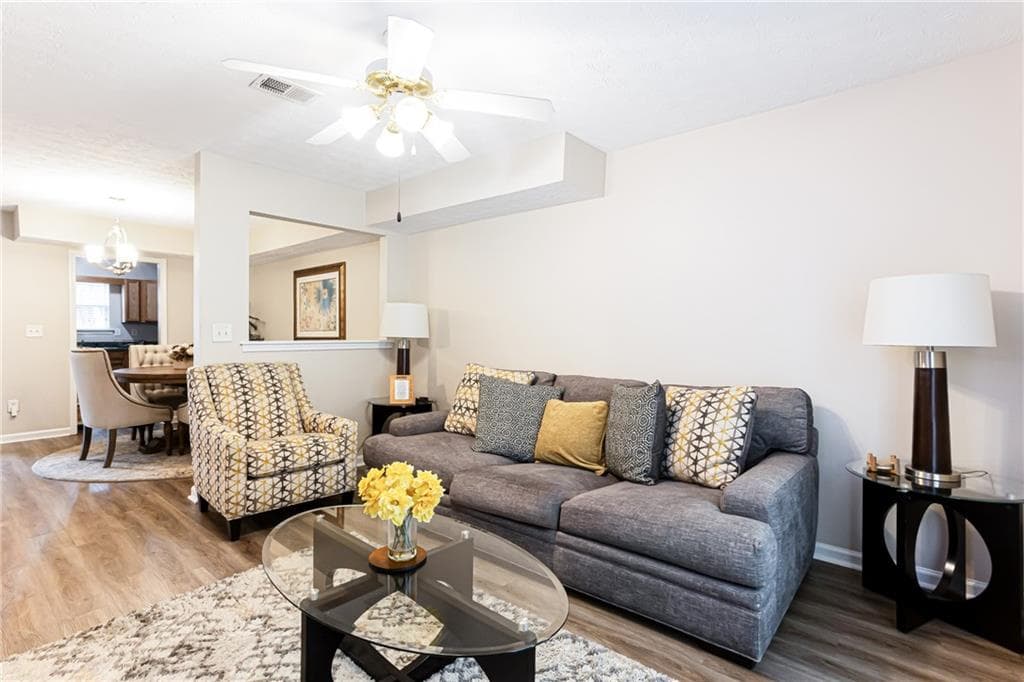 3 bedroom, 2 bathroom, 1,471 sq ft townhouse for sale at 6551 Wellington Chase Court, Lithonia, GA 30058 — photo 9