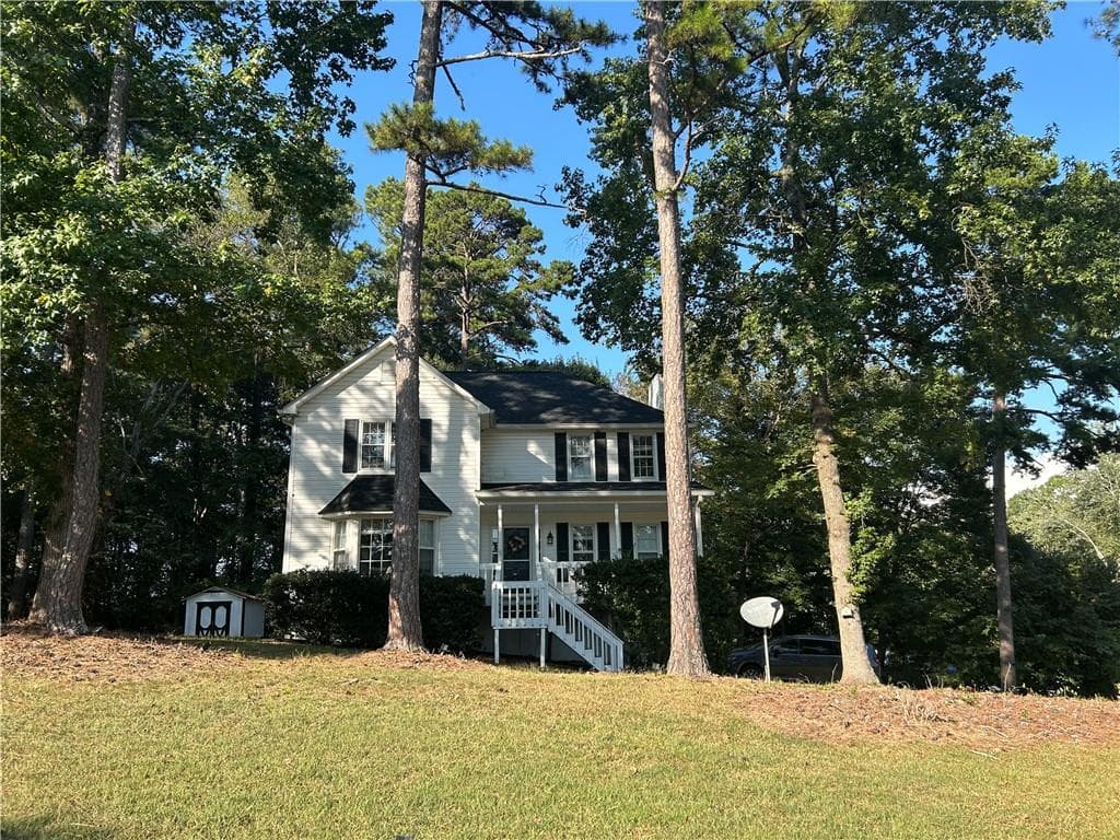 3 bedroom, 3 bathroom, 1,790 sq ft single family residence for rent at 4787 Baker Drive, Acworth, GA 30101 for $2,300 a month