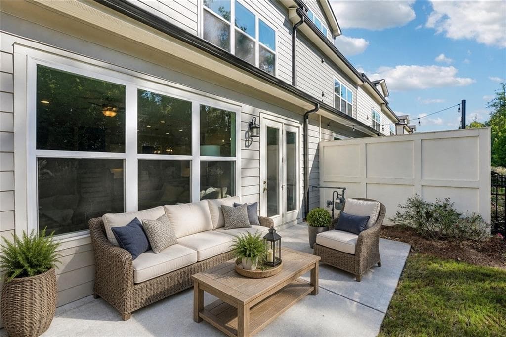3 bedroom, 3 bathroom, 2,450 sq ft townhouse for sale at 20006 Windalier Way, Roswell, GA 30076