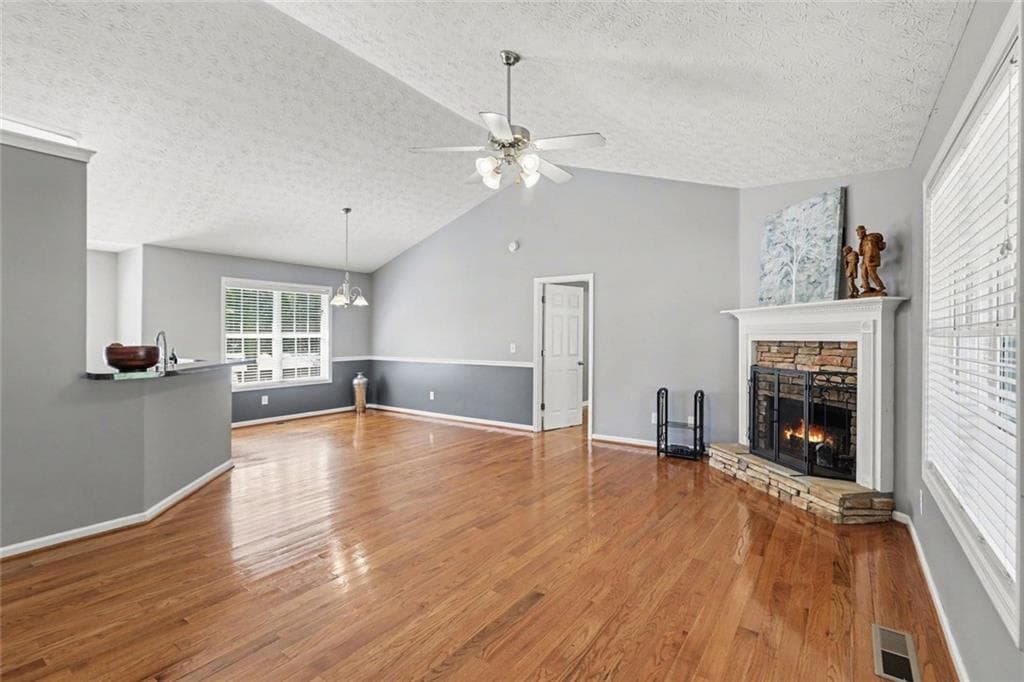 3 bedroom, 2 bathroom, 2,606 sq ft single family residence for sale at 163 Meadow Spring Court, Temple, GA 30179 — photo 7