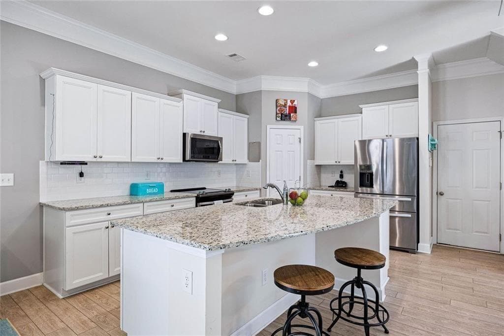 3 bedroom, 4 bathroom, 2,512 sq ft townhouse for sale at 4824 Blue Elm Lane UNIT #1, Smyrna, GA 30080 — photo 8