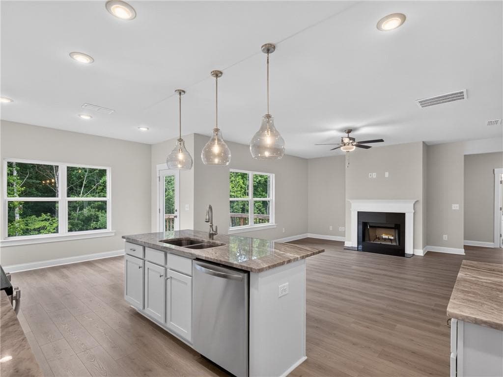 5 bedroom, 4 bathroom, 2,795 sq ft single family residence for sale at 537 Principal Meridian Drive, Dallas, GA 30132 — photo 9