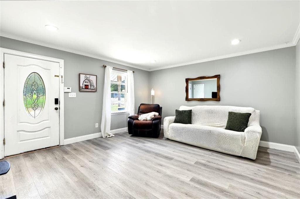 3 bedroom, 3 bathroom, 2,591 sq ft single family residence for sale at 307 Elizabeth Lane, Griffin, GA 30223 — photo 4