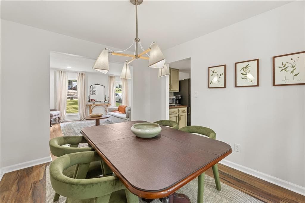 4 bedroom, 4 bathroom, 2,244 sq ft single family residence for sale at 170 Laurel Mill Court, Roswell, GA 30076 — photo 10