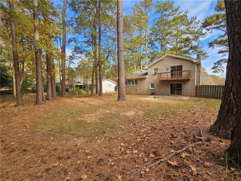 4 bedroom, 3 bathroom, 2,119 sq ft single family residence for rent at 4882 Happy Hollow Road, Dunwoody, GA 30360 for $2,850 a month — photo 6