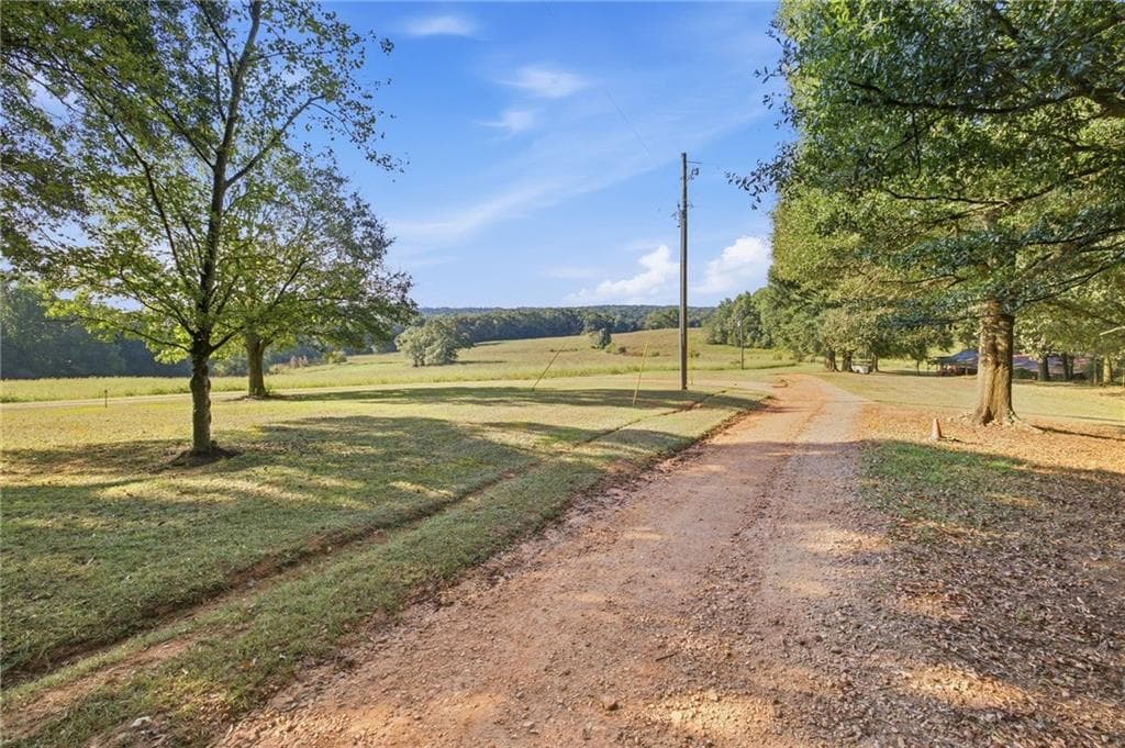 2 bedroom, 2 bathroom, 4,394 sq ft single family residence for sale at 1314 Lebanon Church Road, Jefferson, GA 30549 — photo 5