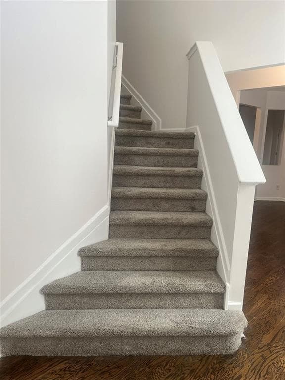 4 bedroom, 3 bathroom, 2,428 sq ft single family residence for sale at 2625 Fresian Court, Buford, GA 30519 — photo 2