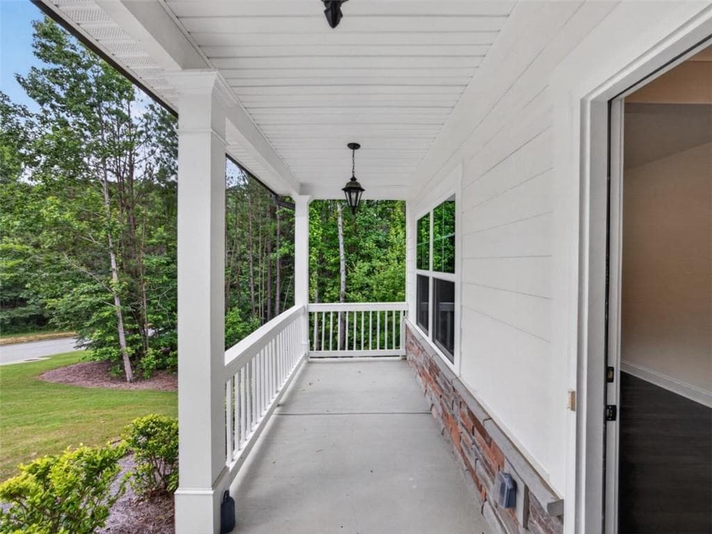 5 bedroom, 4 bathroom, 3,082 sq ft single family residence for sale at 457 Principal Meridian Drive, Dallas, GA 30132 — photo 4