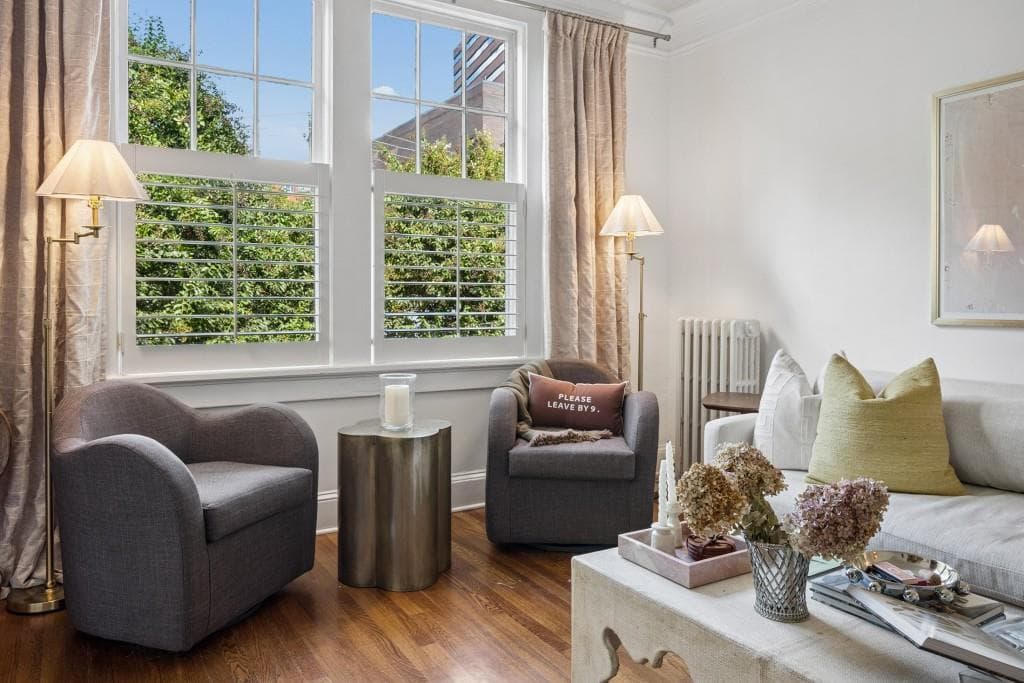 2 bedroom, 1 bathroom, 1,080 sq ft condominium for sale at 18 Collier Road 10, Atlanta, GA 30309 — photo 7