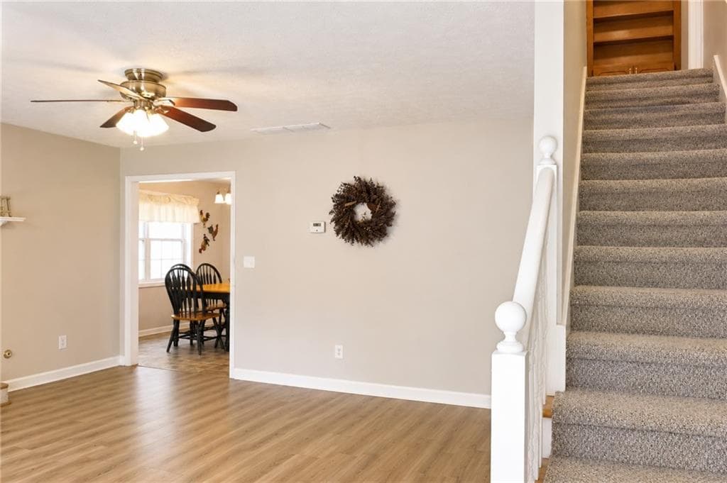 3 bedroom, 2 bathroom, 2,246 sq ft single family residence for sale at 523 S River Drive, Jackson, GA 30233 — photo 5