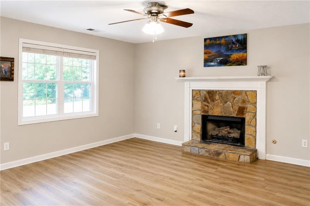 3 bedroom, 2 bathroom, 2,246 sq ft single family residence for sale at 523 S River Drive, Jackson, GA 30233 — photo 7