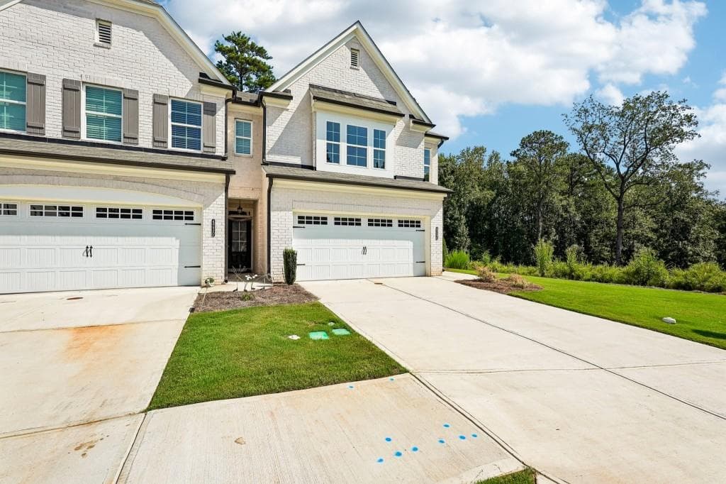 3 bedroom, 3 bathroom, 1,814 sq ft townhouse for sale at 4240 Cavalier Way, Duluth, GA 30097 — photo 3
