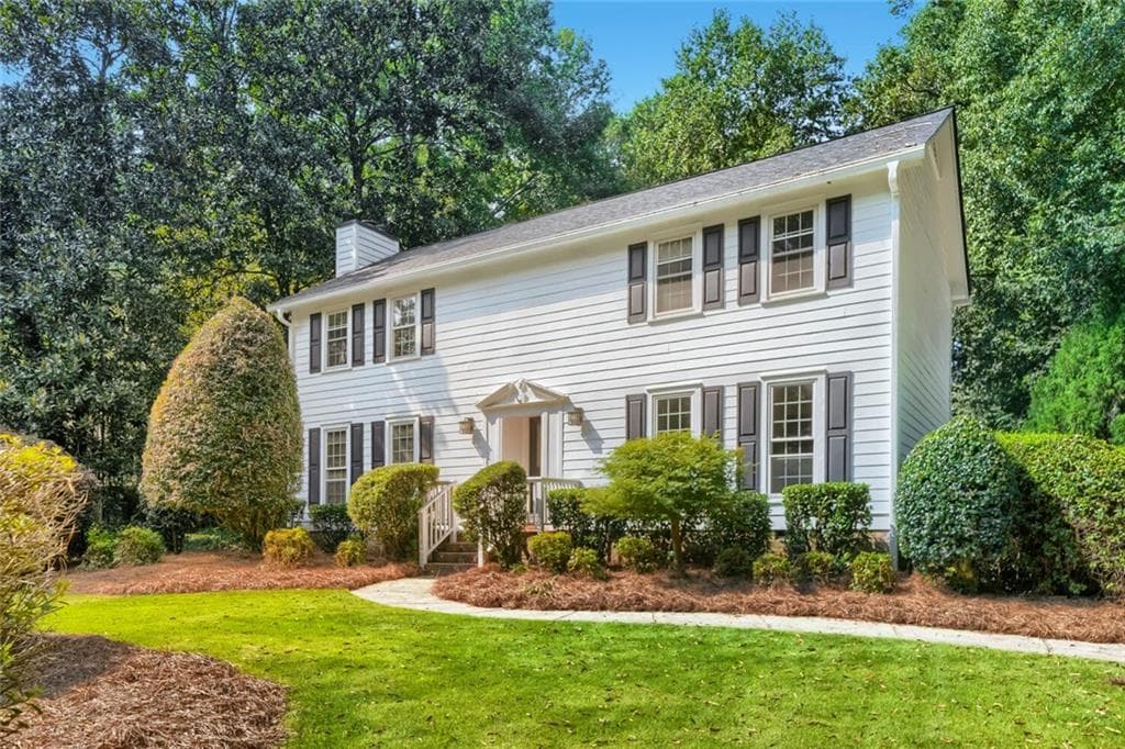 4 bedroom, 4 bathroom, 2,706 sq ft single family residence for sale at 1349 Murdock Road, Marietta, GA 30062 — photo 2