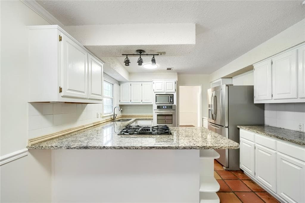 4 bedroom, 4 bathroom, 2,706 sq ft single family residence for sale at 1349 Murdock Road, Marietta, GA 30062 — photo 9