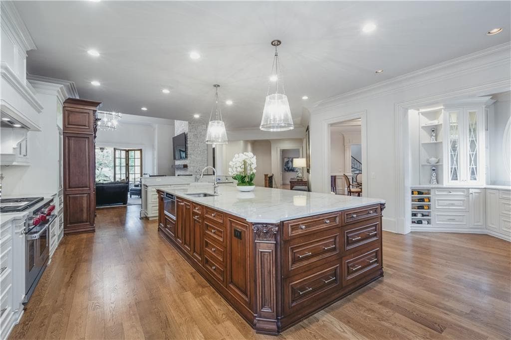 6 bedroom, 9 bathroom single family residence for sale at 3594 Tuxedo Court, Atlanta, GA 30305 — photo 8