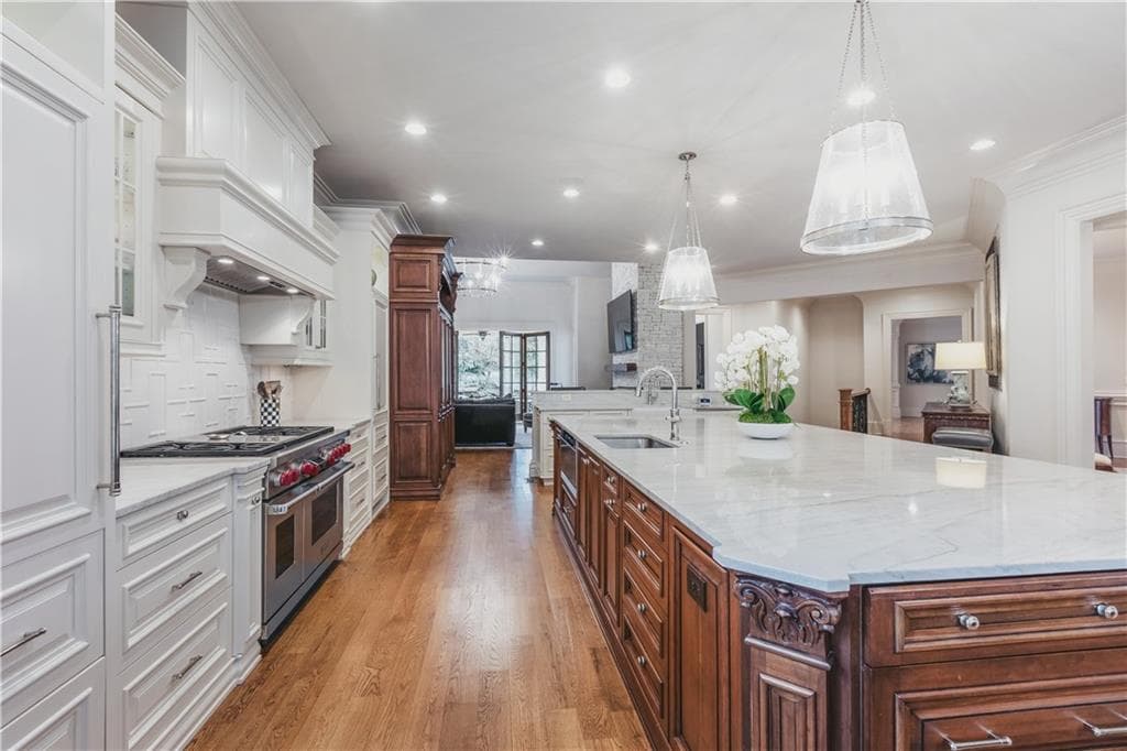 6 bedroom, 9 bathroom single family residence for sale at 3594 Tuxedo Court, Atlanta, GA 30305 — photo 9