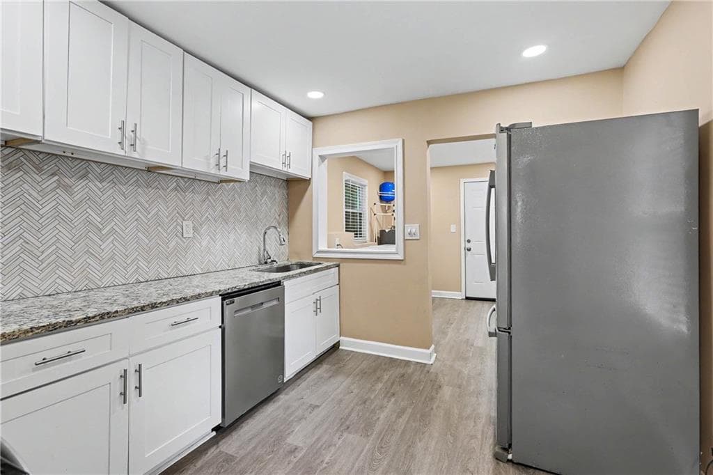 2 bedroom, 1 bathroom, 916 sq ft single family residence for sale at 1764 Lee Street, Decatur, GA 30035 — photo 10