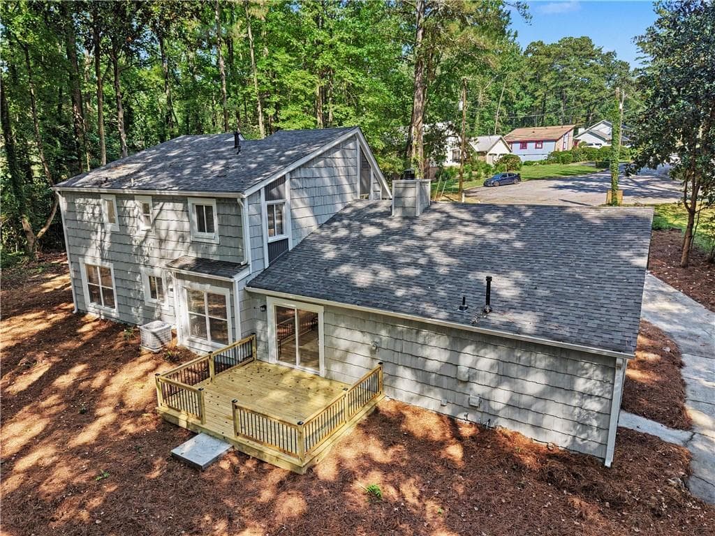 4 bedroom, 3 bathroom, 2,164 sq ft single family residence for sale at 5230 Essex Farms Court, Stone Mountain, GA 30088 — photo 3