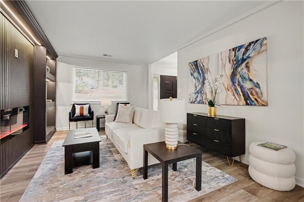 4 bedroom, 3 bathroom, 2,164 sq ft single family residence for sale at 5230 Essex Farms Court, Stone Mountain, GA 30088 — photo 5