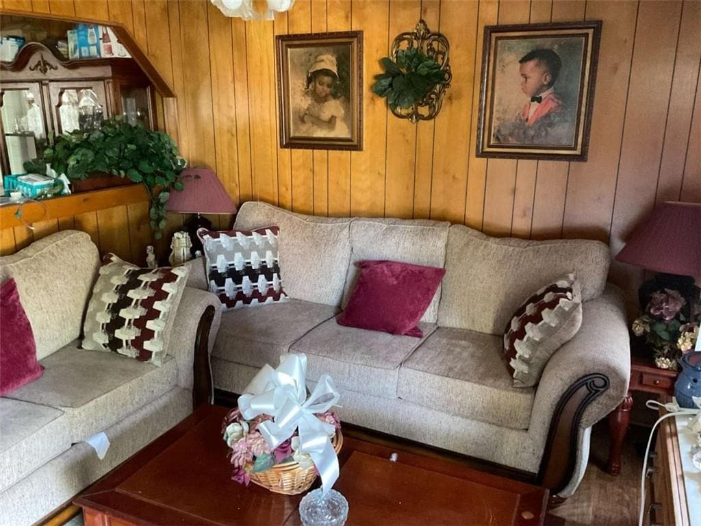 4 bedroom, 2 bathroom, 1,338 sq ft single family residence for sale at 517 Whitehall Street, Vienna, GA 31092 — photo 8