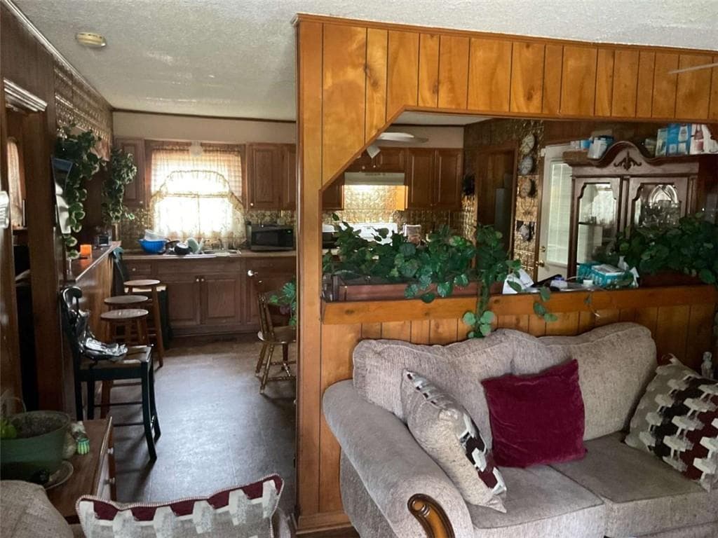 4 bedroom, 2 bathroom, 1,338 sq ft single family residence for sale at 517 Whitehall Street, Vienna, GA 31092 — photo 9