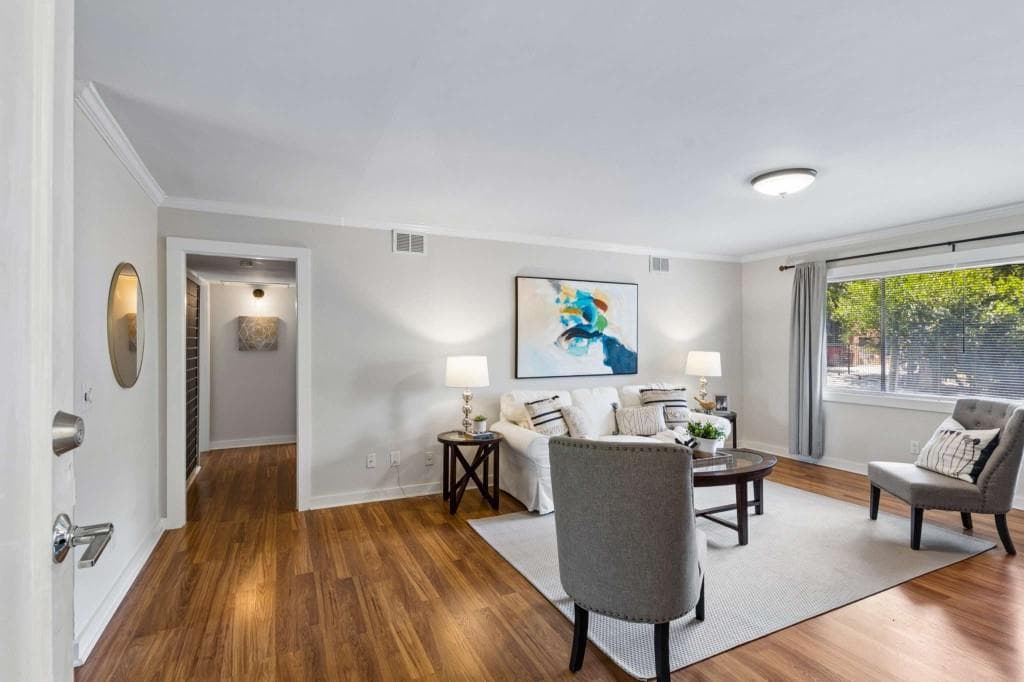 2 bedroom, 2 bathroom, 1,084 sq ft condominium for sale at 115 Biscayne Drive A6, Atlanta, GA 30309 — photo 2