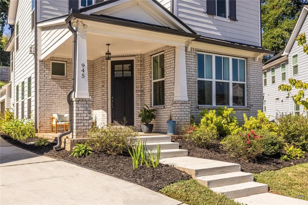 3 bedroom, 3 bathroom, 2,246 sq ft single family residence for sale at 945 Rittenhouse Way, Atlanta, GA 30316 — photo 3